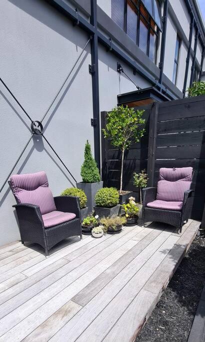 Apartment 4 - Haddin Court - Chic Ny Loft Style 블레넘 외부 사진